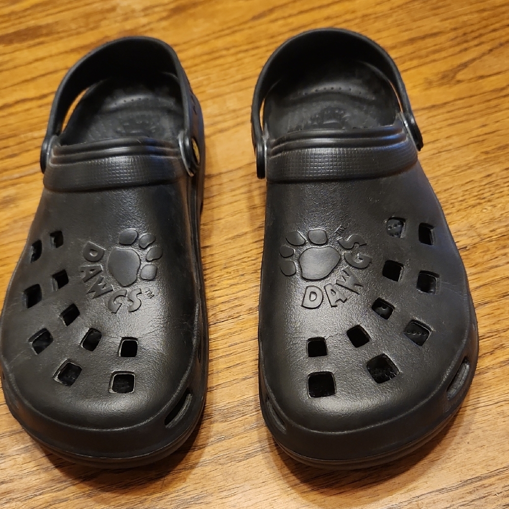 Dawgs Clogs Size 10